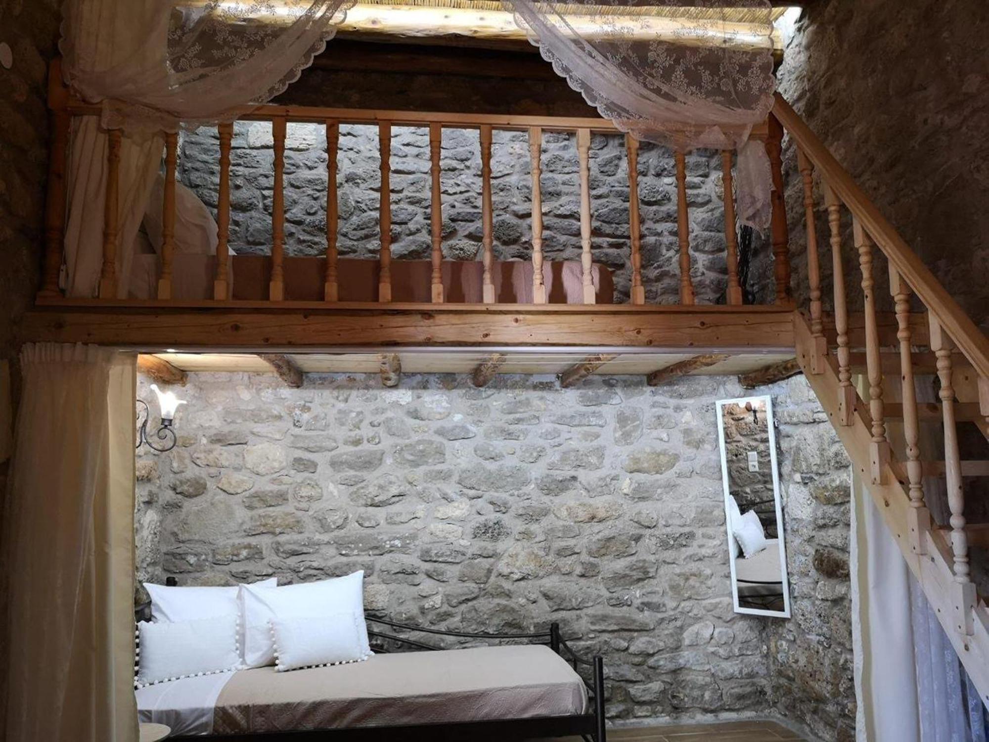 M&M Stone-Village House-Family-Vintage Линдос Экстерьер фото